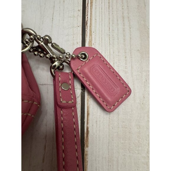 Coach Soho Kisslock Pretty in Pink Leather Wristlet Clutch Purse 8x4x1” EUC - Picture 8 of 11